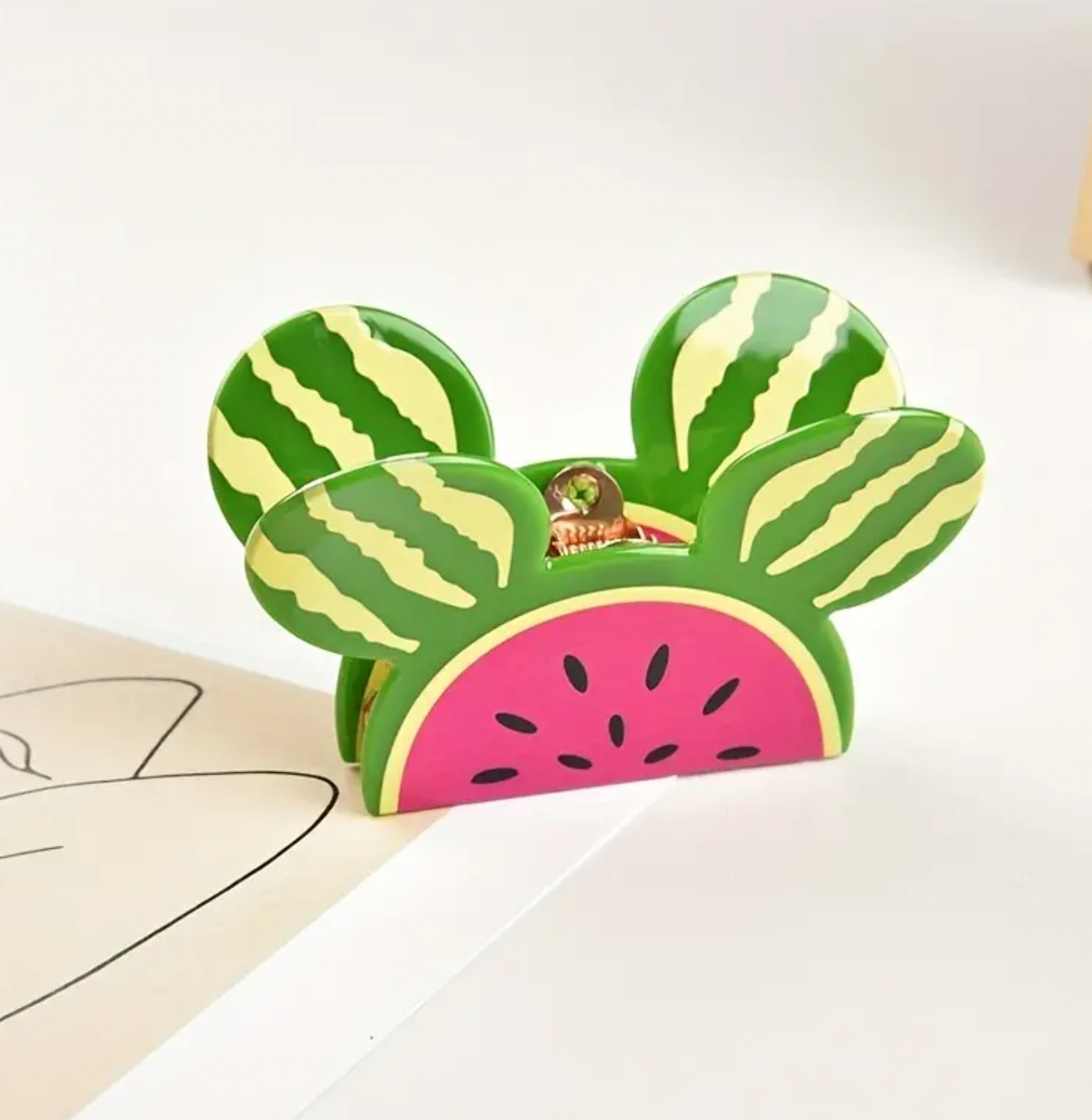 M. Mouse Hair Claw