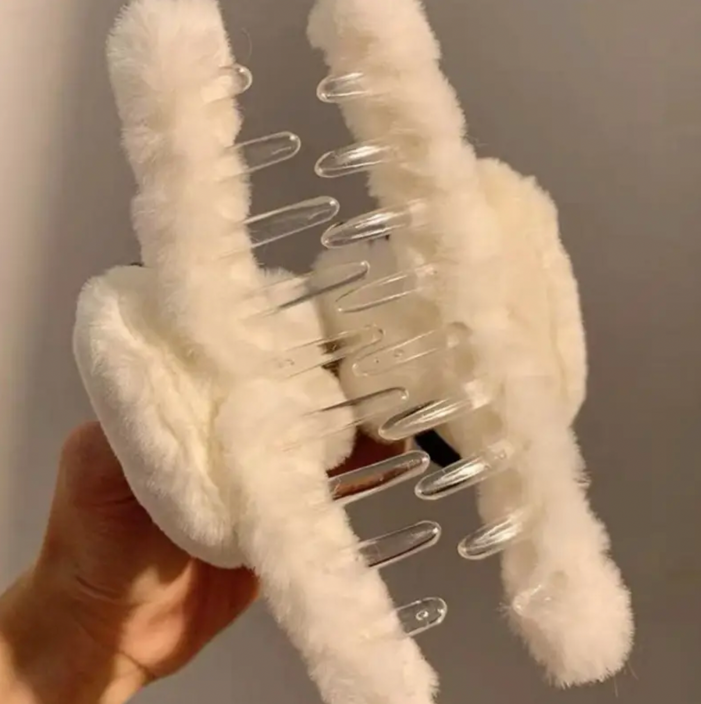 Cute Fuzzy Panda Hair Claw